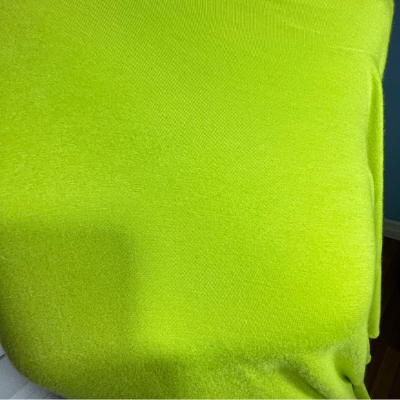 Micheal Kors size med women's top line green - Picture 7 of 16